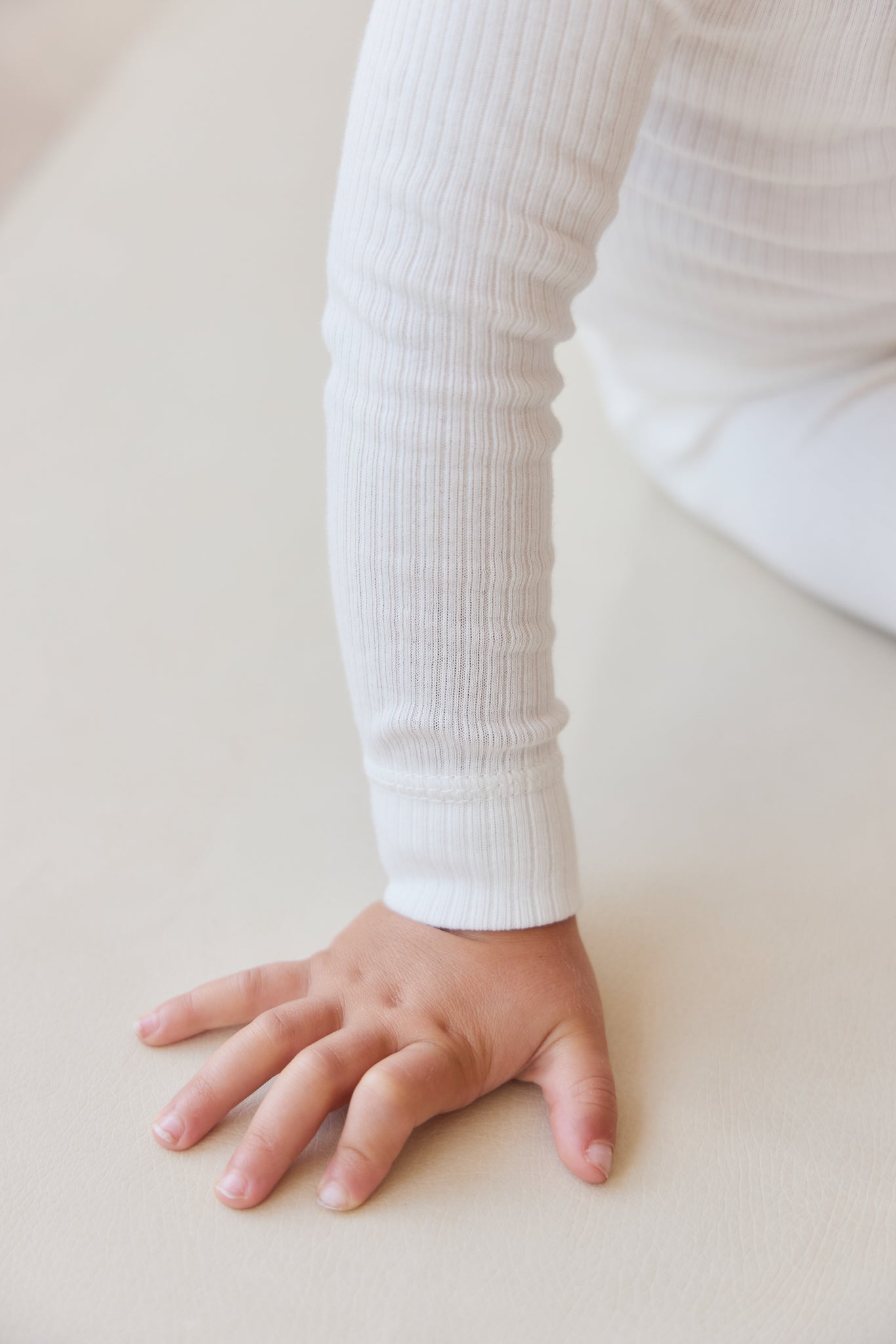Henley à manches longues en coton modal uni Everyday Milk avec extensibilité douce et résistance aux taches pour enfants de 6 mois à 10 ans