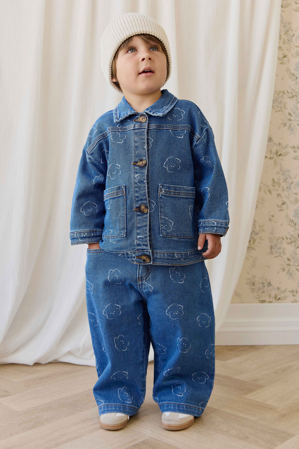Pantalon en jean décontracté en coton bleu avec motif intégral, taille élastiquée et poches fonctionnelles pour enfants de 6 mois à 8 ans