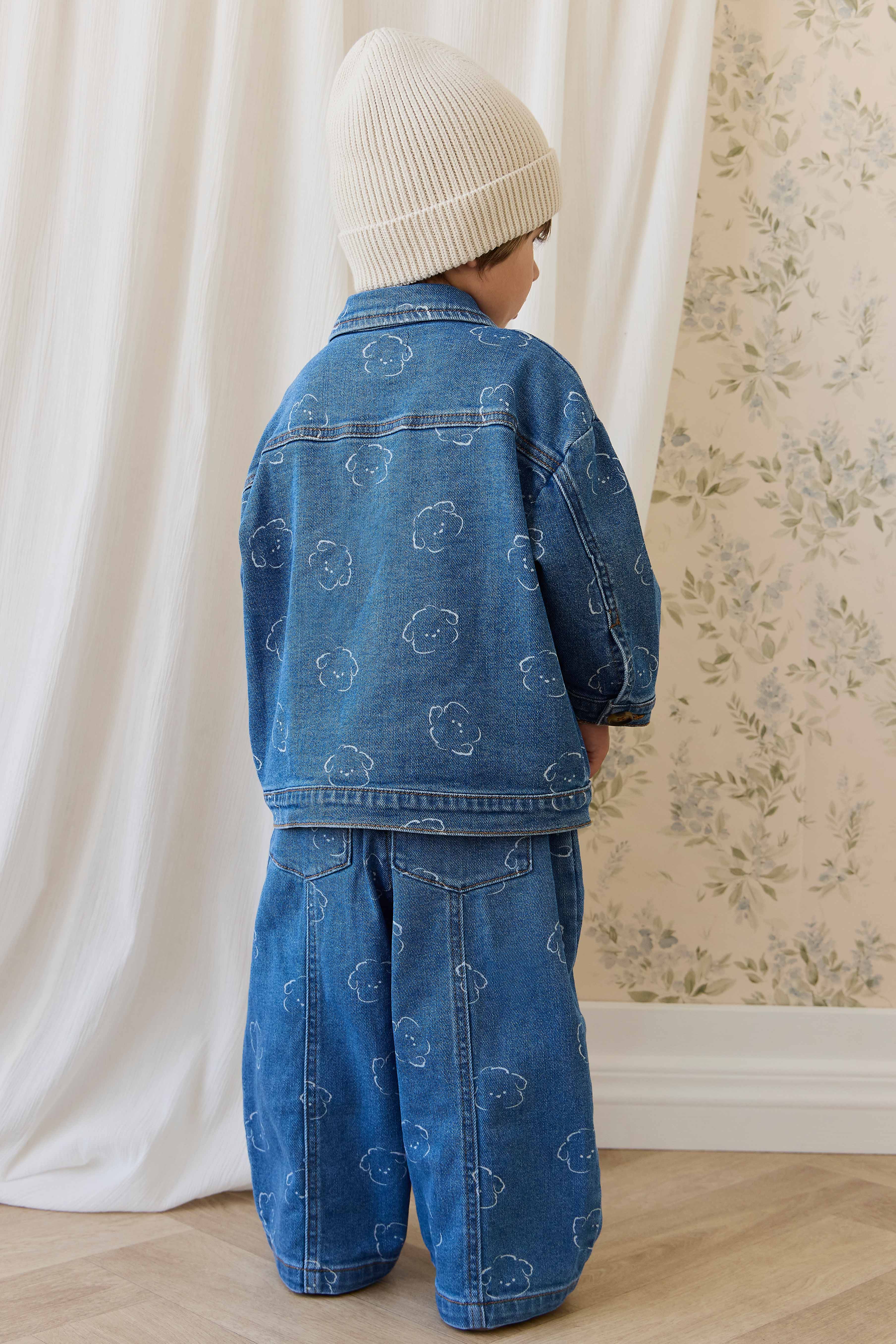 Pantalon en jean décontracté en coton bleu avec motif intégral, taille élastiquée et poches fonctionnelles pour enfants de 6 mois à 8 ans