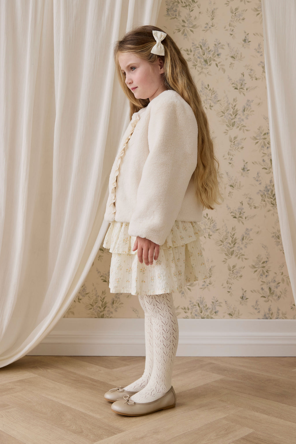 Blouson matelassé classique en polyester vanille uni avec boutons et poches plaquées pour enfants de 6 mois à 10 ans