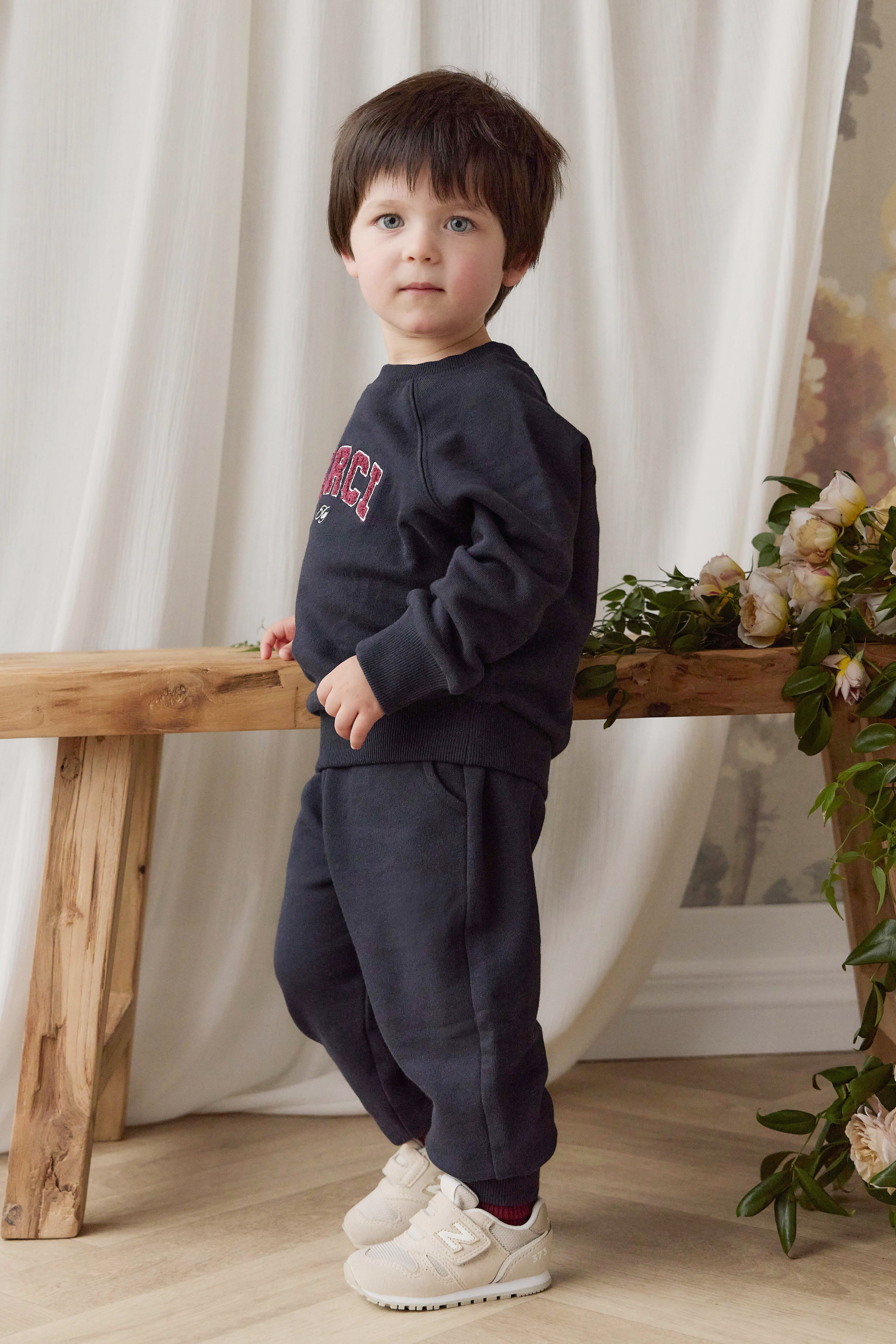 Pantalon de survêtement en coton biologique uni bleu marine décontracté avec taille élastique et cordon de serrage pour enfants de 6 mois à 8 ans