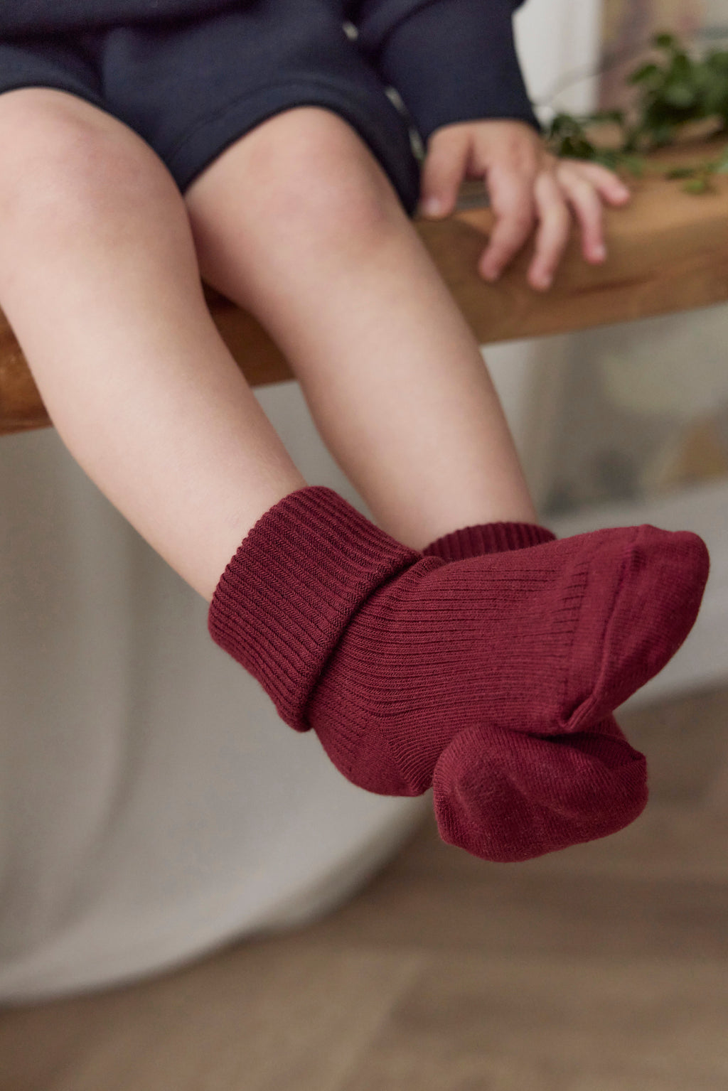 Chaussettes classiques en mélange de coton côtelé bordeaux, extensibles et sans nickel pour les nouveau-nés jusqu'à 8 ans