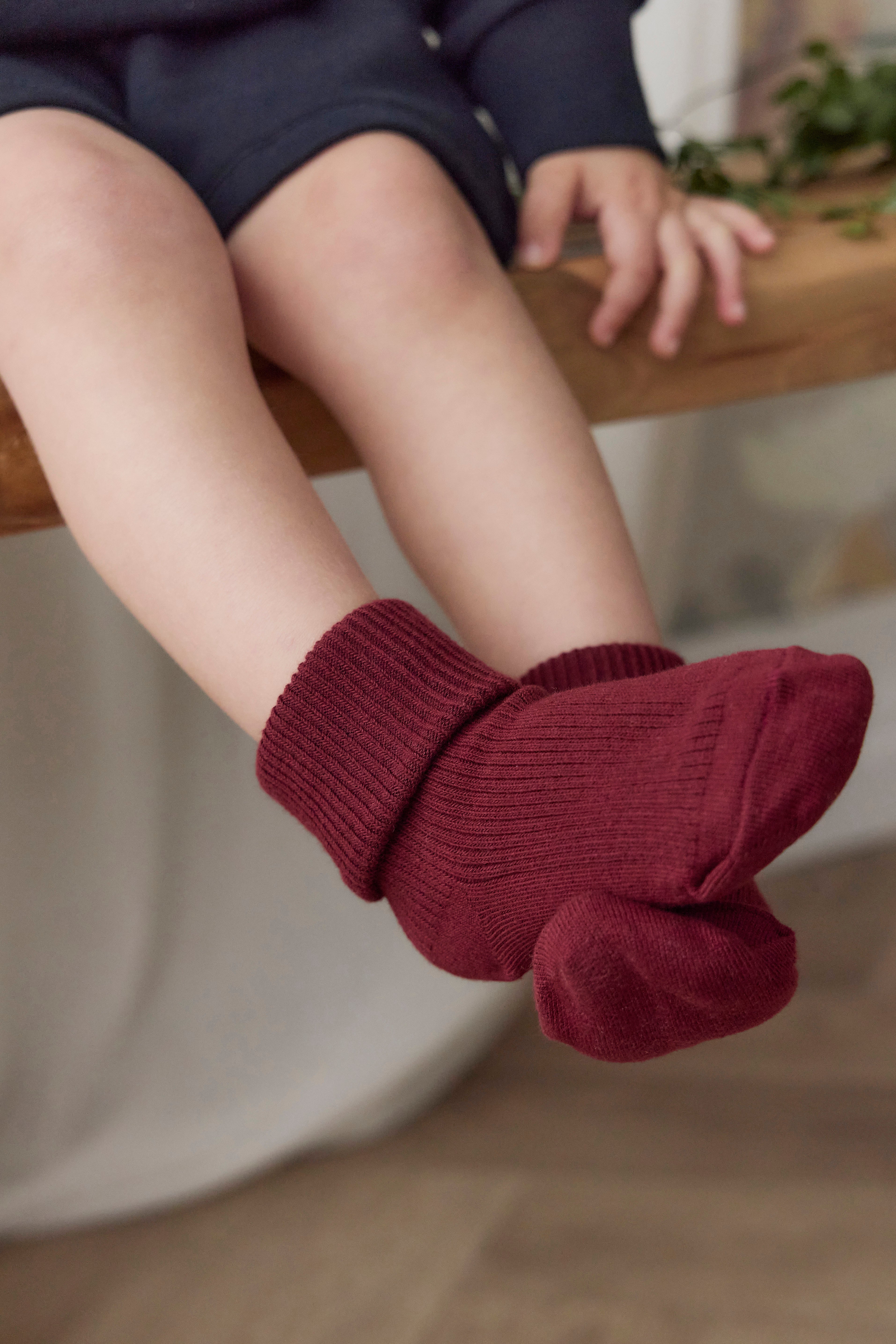 Chaussettes classiques en mélange de coton côtelé bordeaux, extensibles et sans nickel pour les nouveau-nés jusqu'à 8 ans