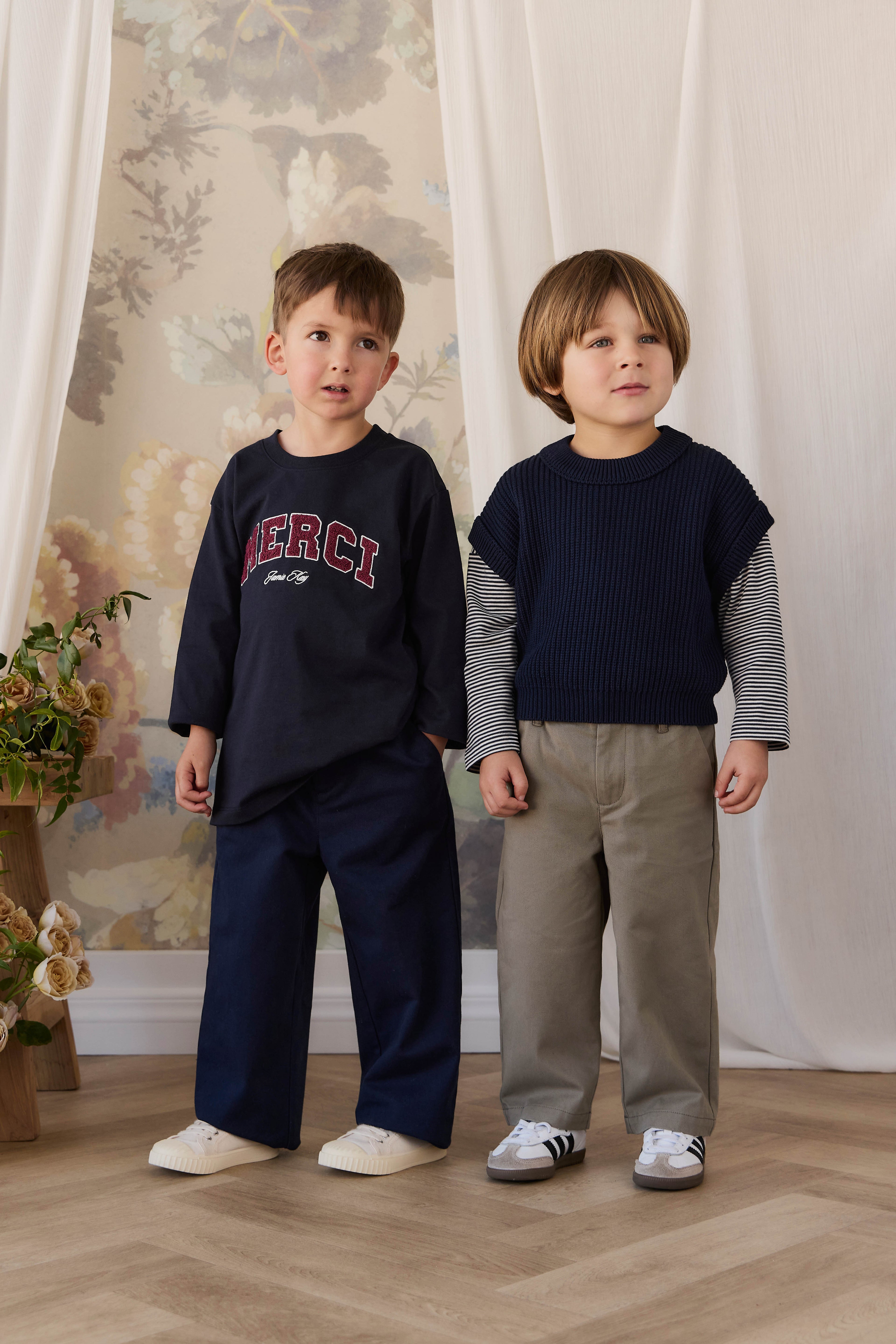 Gilet en Coton Tricoté Côtelé Bleu Marine Classique avec Manches Courtes et Coupe Courte pour Enfants de 6 Mois à 8 Ans
