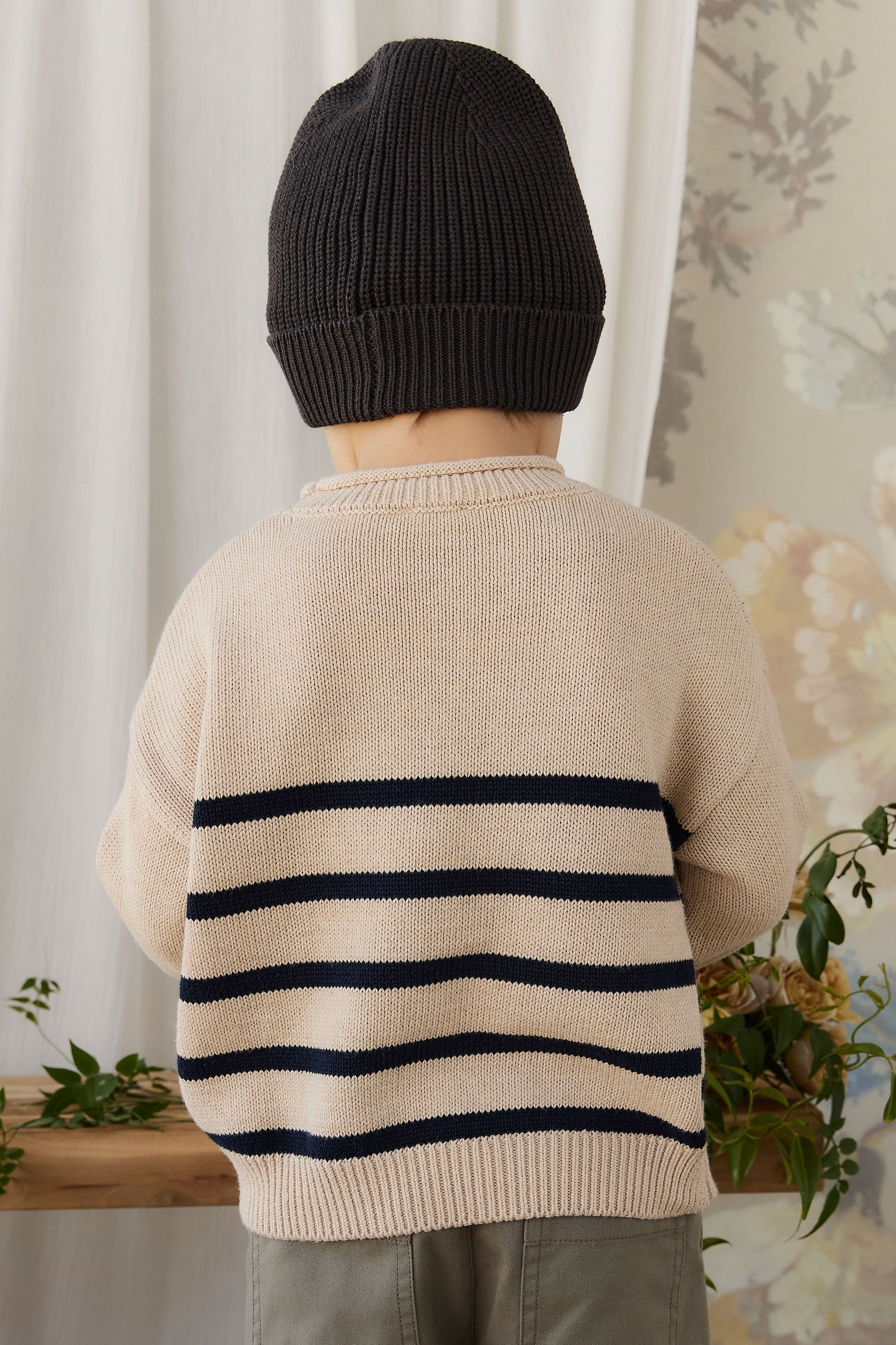 Pull en coton tricoté à rayures avoine et marine décontracté avec col rond et poignets côtelés pour enfants de 6 mois à 8 ans